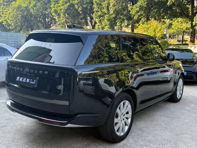Land Rover Range Rover — Фото автомобиля 18