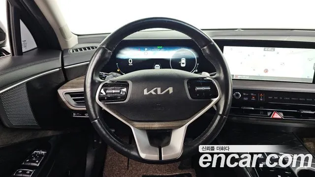 Kia K8 — Фото автомобиля 13