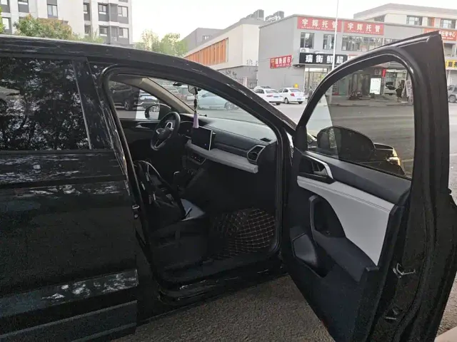 Volkswagen Tharu — Фото автомобиля 8