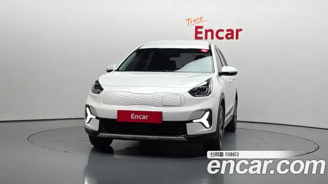 Kia Niro — Фото автомобиля 3