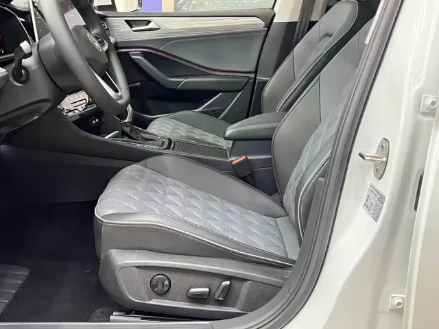 Volkswagen Sagitar — Фото автомобиля 14