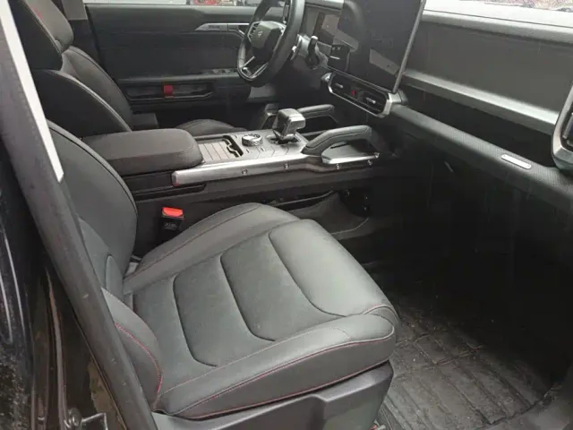 Jetour T2 — Фото автомобиля 8