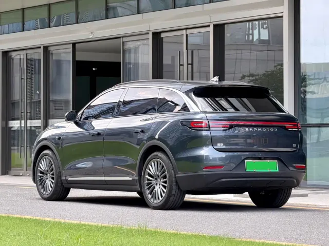 Leapmotor C11 — Фото автомобиля 4