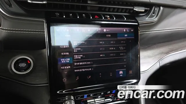 Jeep Cherokee Grand Cherokee(WL) 3.6 Overland — Фото автомобиля 22