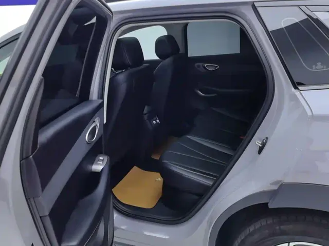 BYD Sealion 05 EV — Фото автомобиля 11