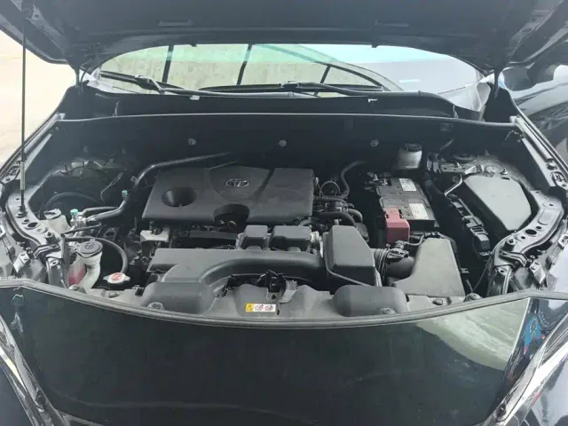 Toyota Harrier — Фото автомобиля 10