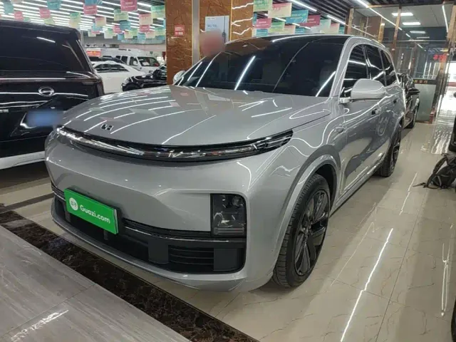 Фотография автомобиля — Li Auto L9