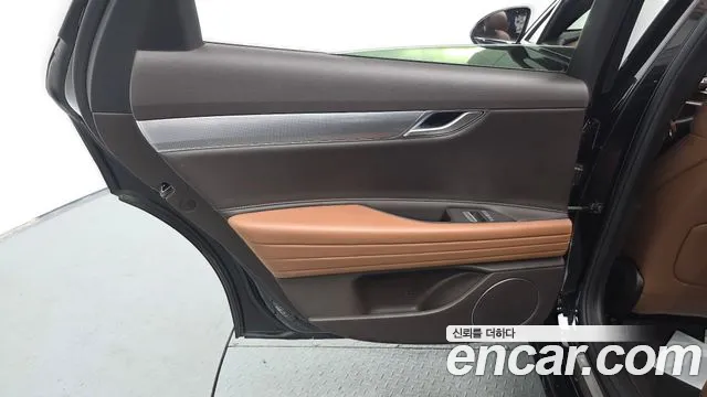 Genesis G80 Бензин 2.5 турбо AWD — Фото автомобиля 25