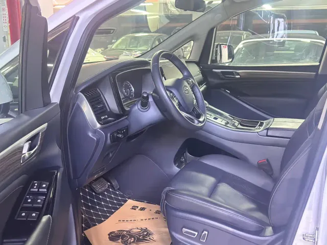 GAC Trumpchi M8 — Фото автомобиля 17