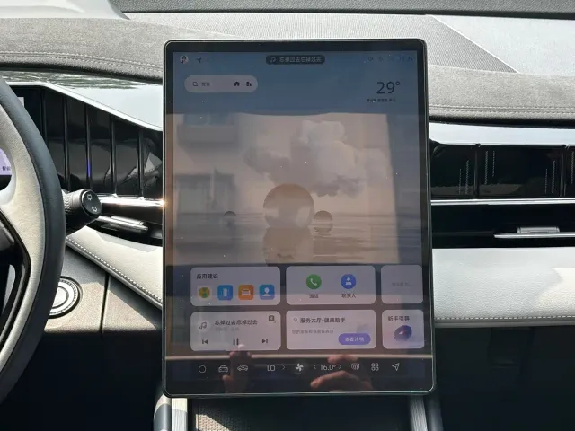 Geely Boyue L — Фото автомобиля 15