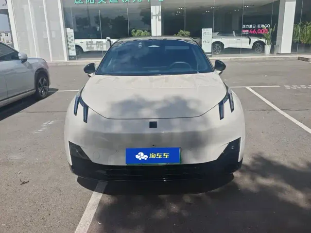 Lynk & Co Z20 — Фото автомобиля 2