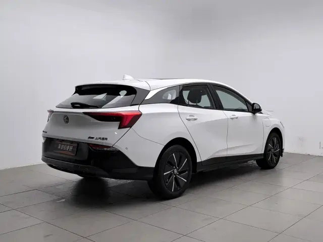 Buick Velite 6 — Фото автомобиля 2