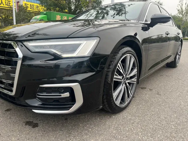 Audi A6L — Фото автомобиля 4