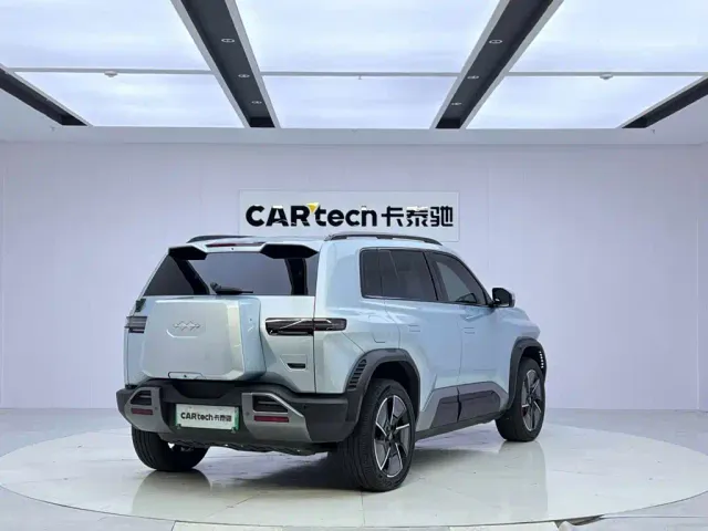 Fang Cheng Bao Titanium 3 2025 501KM AWD Smart Drive Ultra Edition — Фото автомобиля 5