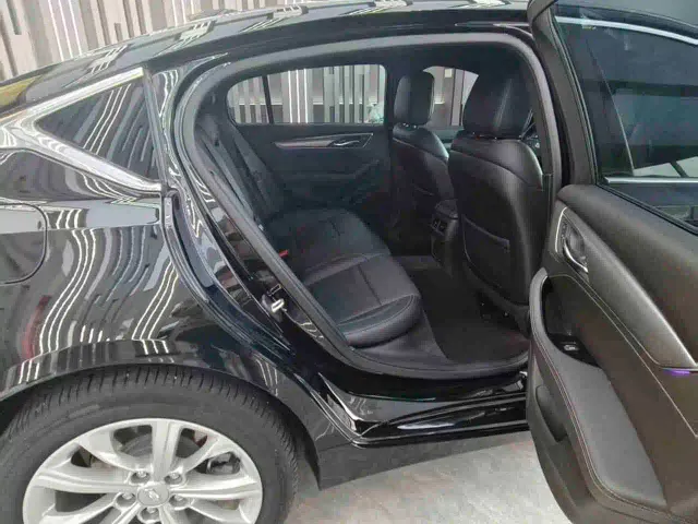 Cadillac CT5 — Фото автомобиля 16