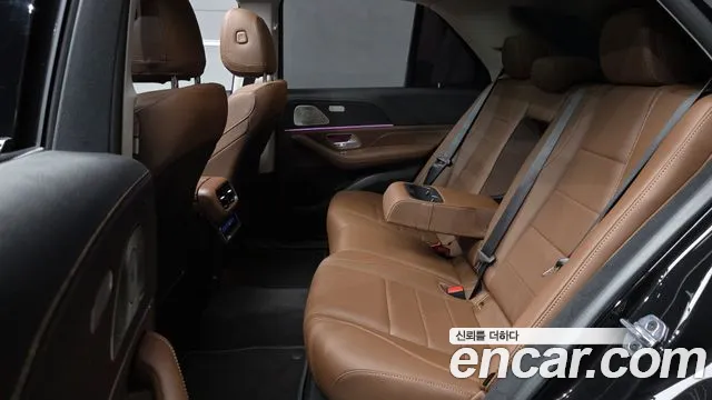 Mercedes-Benz GLE-Class — Фото автомобиля 12