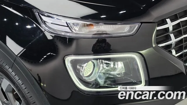 Hyundai Venue — Фото автомобиля 7