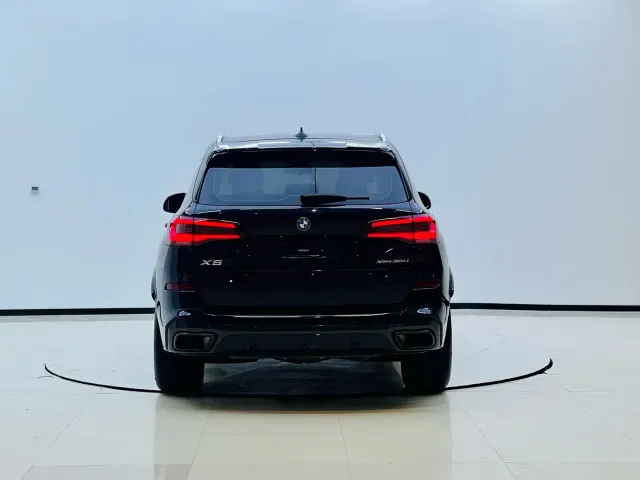 BMW X5 — Фото автомобиля 5