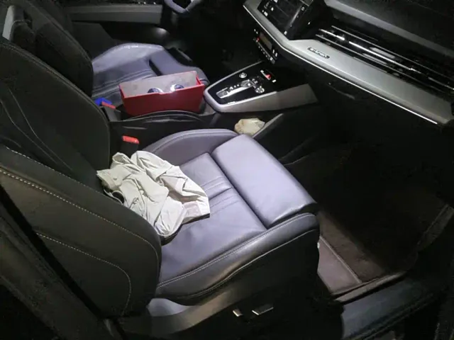 Audi Q5 e-tron — Фото автомобиля 12