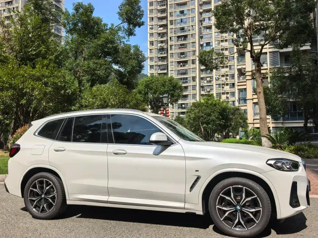 BMW X3 — Фото автомобиля 3