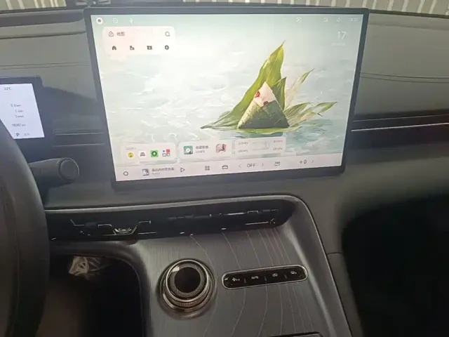 Geely Galaxy E5 — Фото автомобиля 12