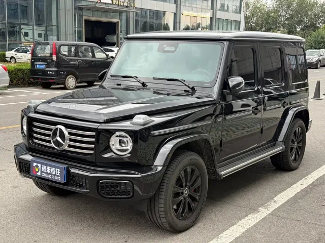 Mercedes-Benz G-Class — Фото автомобиля 2