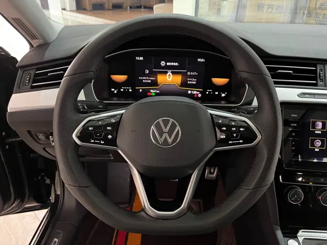 Volkswagen Magotan — Фото автомобиля 12
