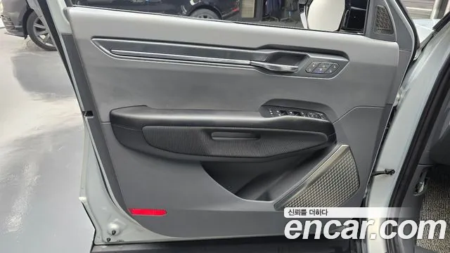 Kia EV9 — Фото автомобиля 13