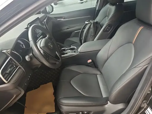 Toyota Camry — Фото автомобиля 14