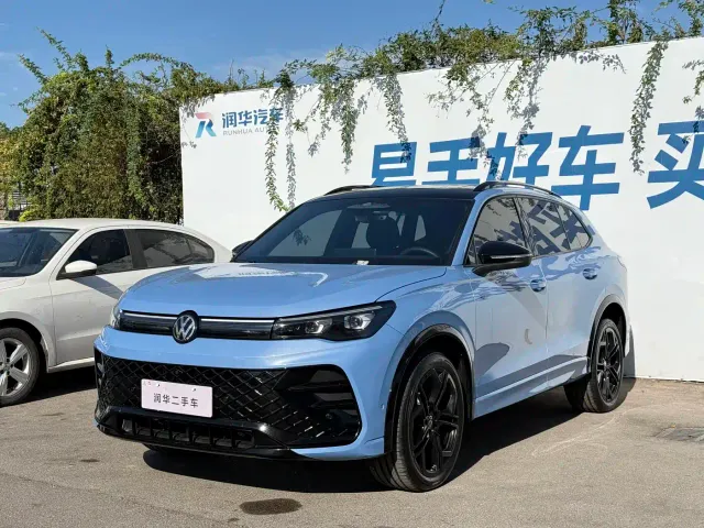Фотография автомобиля — Volkswagen Tiguan L