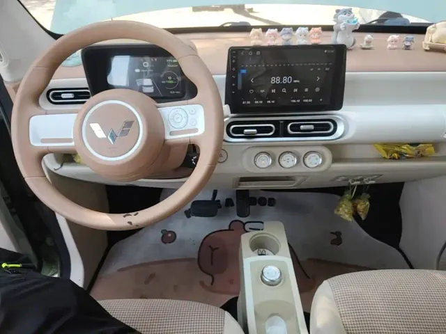 Wuling Hongguang Mini EV — Фото автомобиля 9