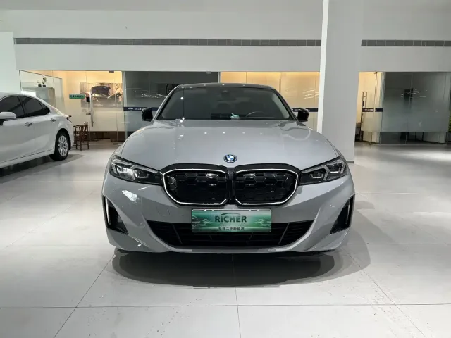 BMW i3 — Фото автомобиля 3