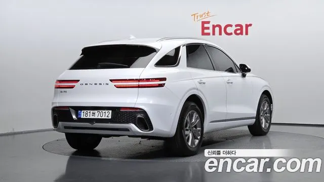 Genesis GV70 — Фото автомобиля 2