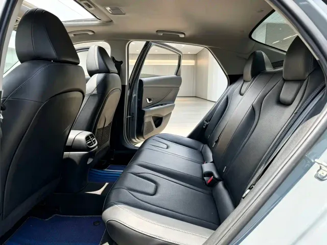 Hyundai Elantra — Фото автомобиля 10