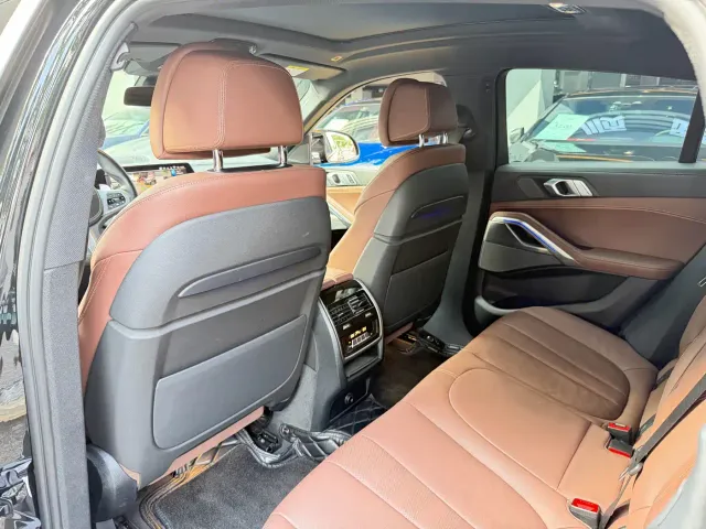 BMW X6 — Фото автомобиля 19