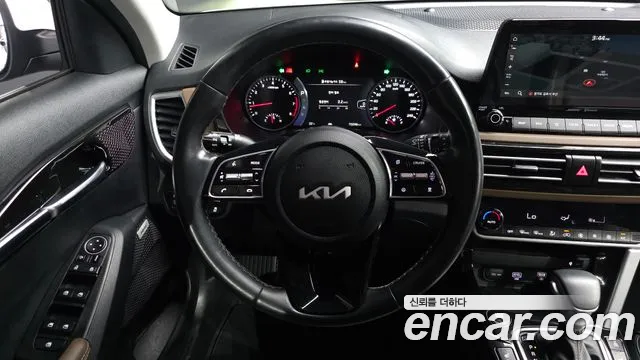 Kia Seltos — Фото автомобиля 19