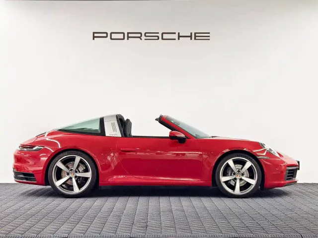 Porsche 911 — Фото автомобиля 8