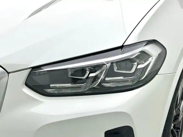 BMW BMW iX3 2024 Leading Edition — Фото автомобиля 4
