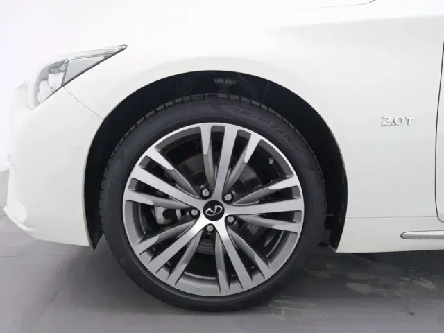 Infiniti Q50L — Фото автомобиля 17