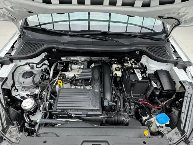 Skoda Karoq — Фото автомобиля 19