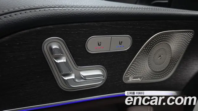 Mercedes-Benz GLE-Class — Фото автомобиля 26