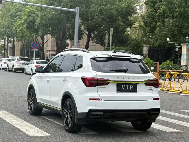 Roewe RX5 — Фото автомобиля 7