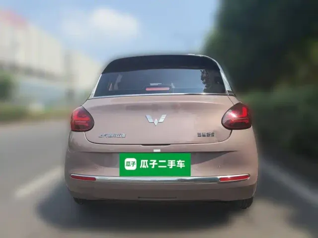 Wuling Bingo — Фото автомобиля 3
