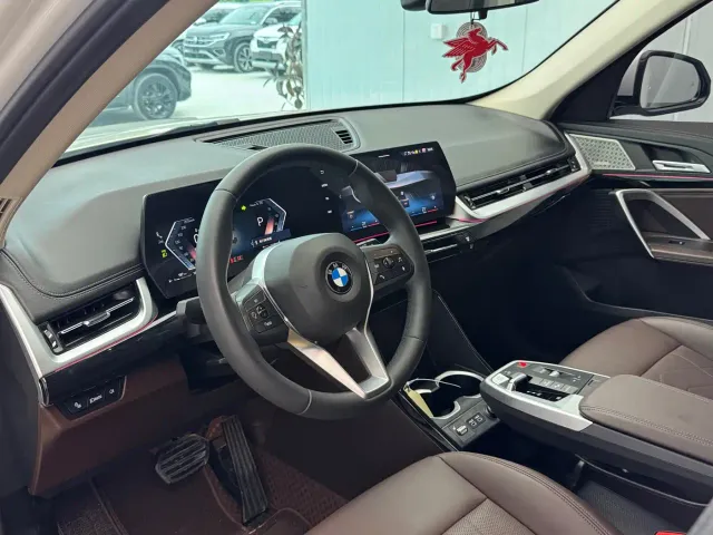 BMW X1 — Фото автомобиля 19