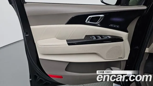 Kia Canival Carnival 4 поколение Бензин 4 места Hi-Limousine — Фото автомобиля 17