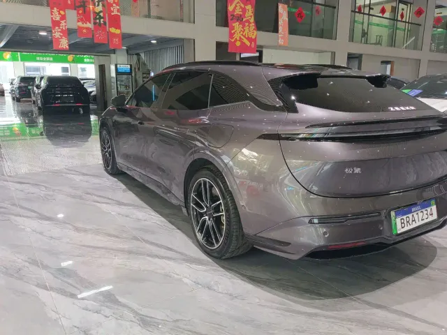 Zeekr 007 GT — Фото автомобиля 20