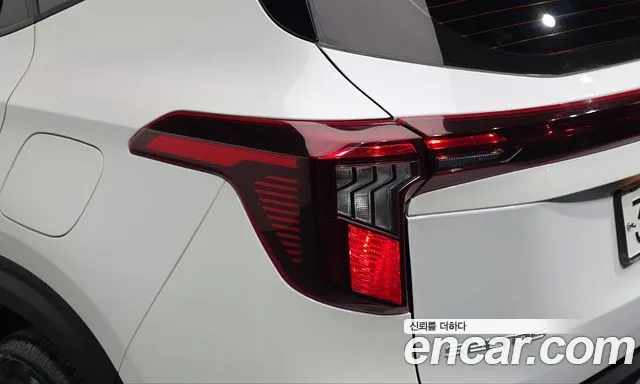 Kia Seltos New — Фото автомобиля 8