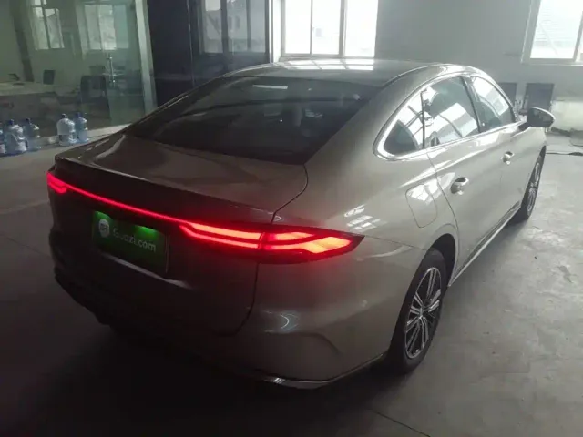 Geely Galaxy Stellar 6 — Фото автомобиля 6