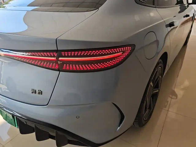 BYD Seal — Фото автомобиля 7