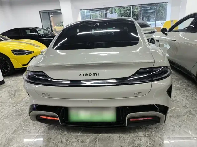 Xiaomi SU7 — Фото автомобиля 5